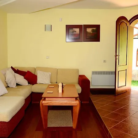 Hotel At Village 3*